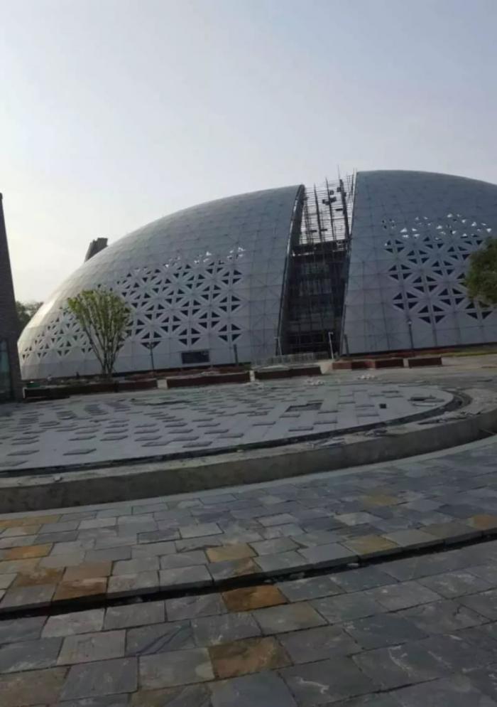 咸宁香泉映月实景剧场（双曲板）